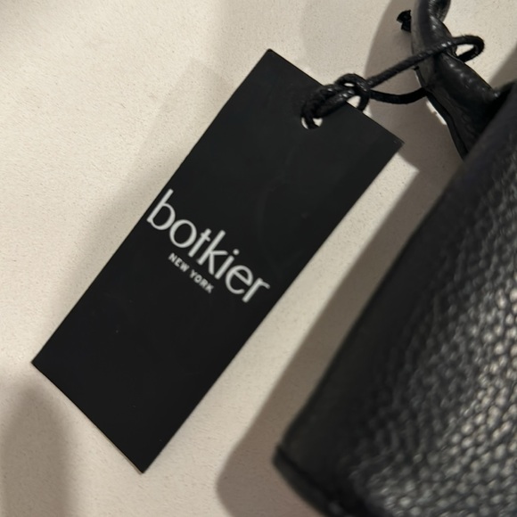 Botkier New York Back Pack NWT - Picture 2 of 5